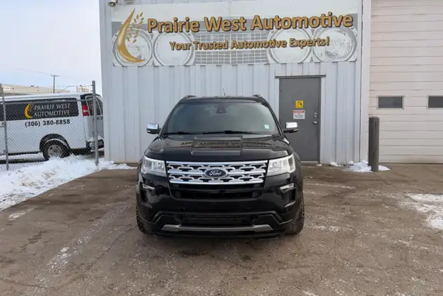 2019 Ford Explorer XLT 4WD - Photo 2