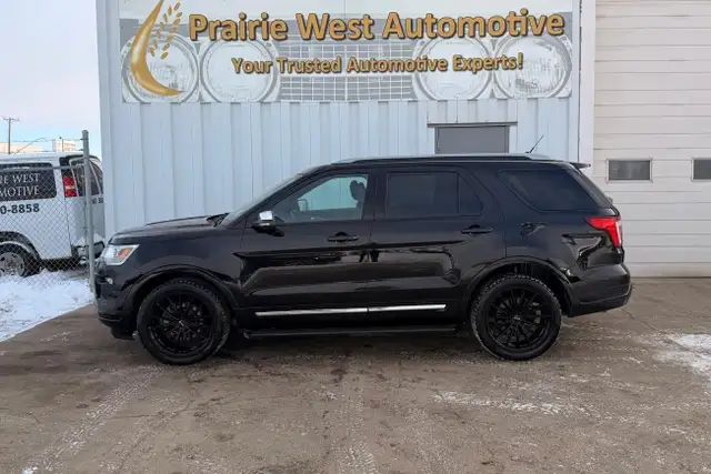 2019 Ford Explorer XLT 4WD - Photo 6