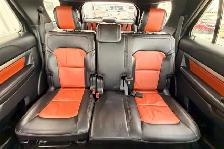 2019 Ford Explorer XLT 4WD - Photo 11