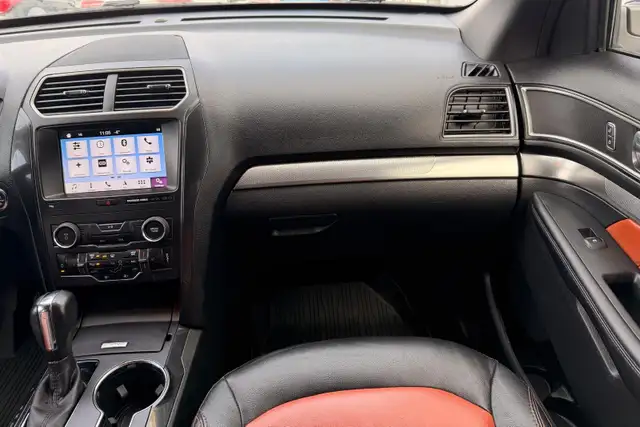 2019 Ford Explorer XLT 4WD - Photo 14