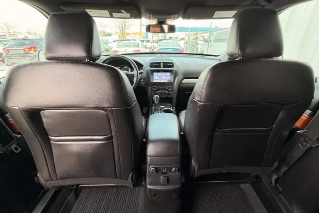 2019 Ford Explorer XLT 4WD - Photo 24
