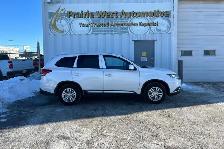 2020 Mitsubishi Outlander ES S-AWC - Photo 4