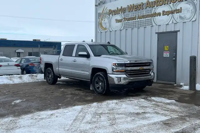 2018 Chevrolet Silverado 1500 4WD Crew Cab 143.5' LT w/1LT - Photo 3