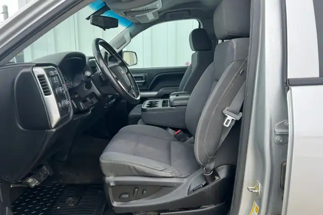 2018 Chevrolet Silverado 1500 4WD Crew Cab 143.5' LT w/1LT - Photo 14