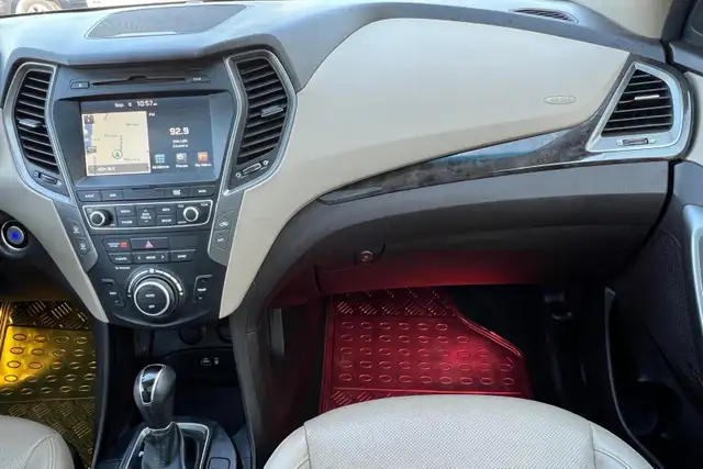 2018 Hyundai Santa Fe Sport 2.4L Luxury AWD - Photo 13