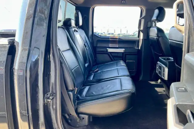2015 Ford F-150 4WD SuperCrew 157' Platinum - Photo 15