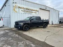 2023 Ram 1500 Classic Tradesman 4x4 Crew Cab 5'7' Box - Photo 9