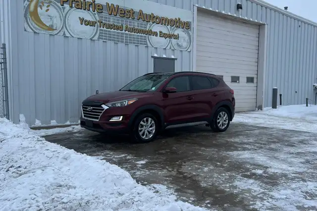 2020 Hyundai Tucson Preferred AWD w/Sun & Leather Package - Photo 9