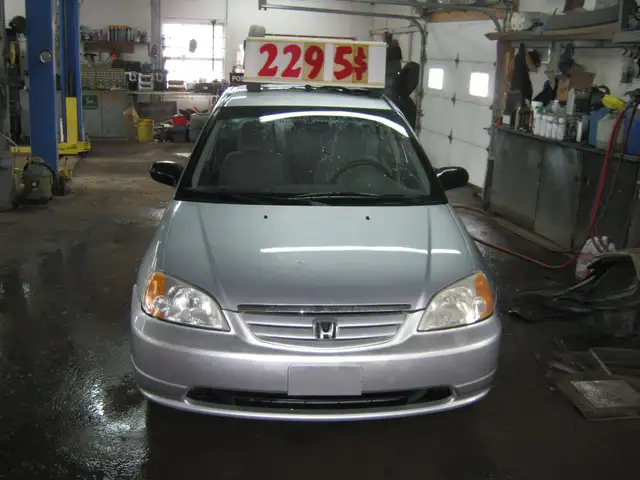 2002 Honda Civic DX PETIT BUDGET !! - Photo 3