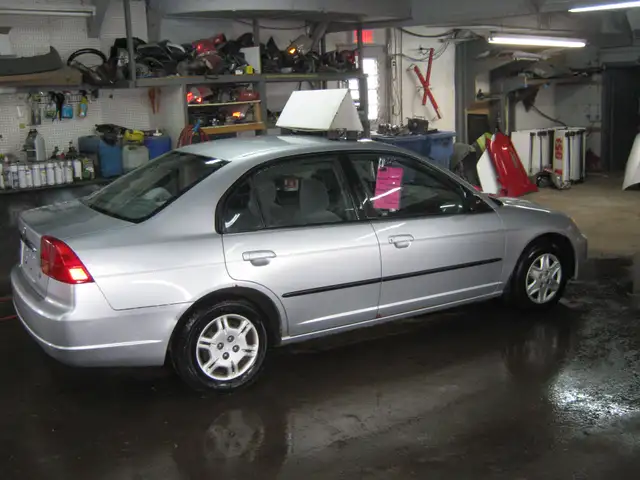 2002 Honda Civic DX PETIT BUDGET !! - Photo 4