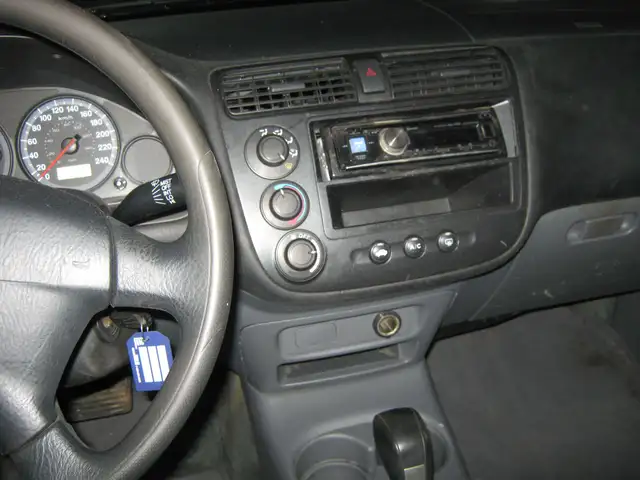 2002 Honda Civic DX PETIT BUDGET !! - Photo 10