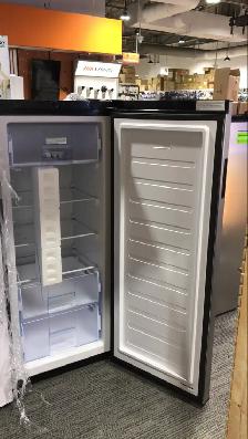 FRIGIDAIRE 2 IN 1 CONVERTIBLE UPRIGHT FREEZER/ FRIDGE 10 CUFT SS - Photo 2