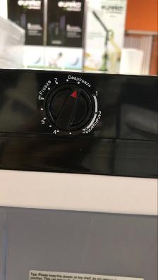 FRIGIDAIRE 2 IN 1 CONVERTIBLE UPRIGHT FREEZER/ FRIDGE 10 CUFT SS - Photo 3