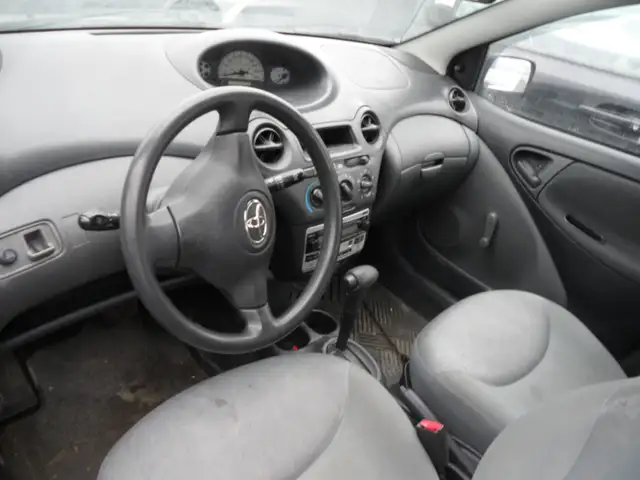 2005 Toyota Echo 4 porte sedan automatique - Photo 7
