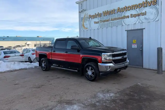 2018 Chevrolet Silverado 1500 4WD Crew Cab 143.5' LT w/1LT - Photo 3