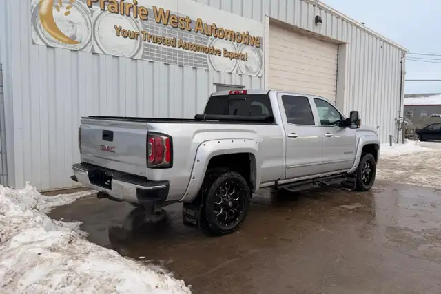 2017 GMC Sierra 1500 4WD Crew Cab 153.0' SLT - Photo 5