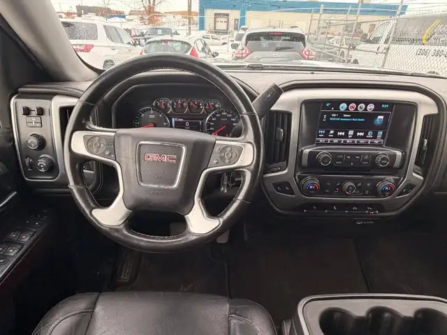 2017 GMC Sierra 1500 4WD Crew Cab 153.0' SLT - Photo 11