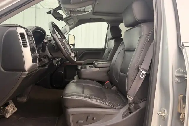 2017 GMC Sierra 1500 4WD Crew Cab 153.0' SLT - Photo 13