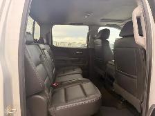 2017 GMC Sierra 1500 4WD Crew Cab 153.0' SLT - Photo 15