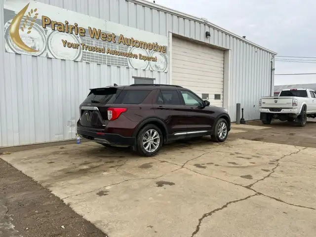 2020 Ford Explorer XLT 4WD - Photo 5