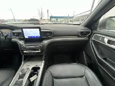 2020 Ford Explorer XLT 4WD - Photo 12