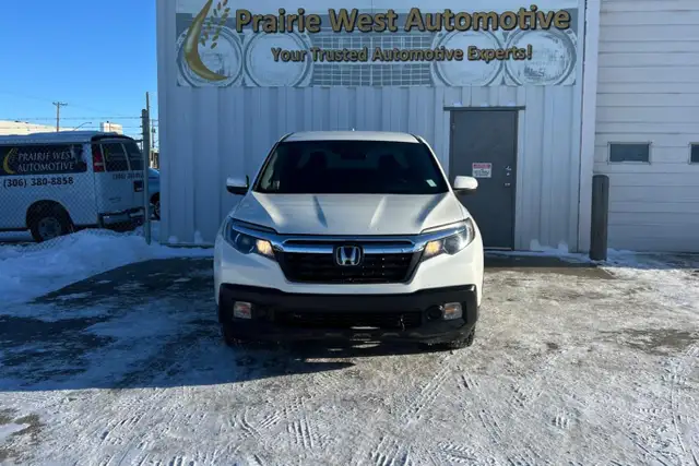 2017 Honda Ridgeline 4WD Crew Cab LX - Photo 2