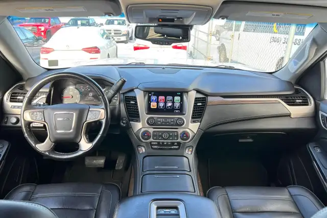 2019 GMC Yukon 4WD 4dr Denali - Photo 11