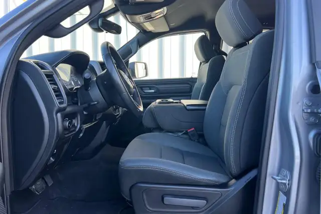 2022 Ram 1500 Tradesman 4x4 Quad Cab 6'4' Box - Photo 11