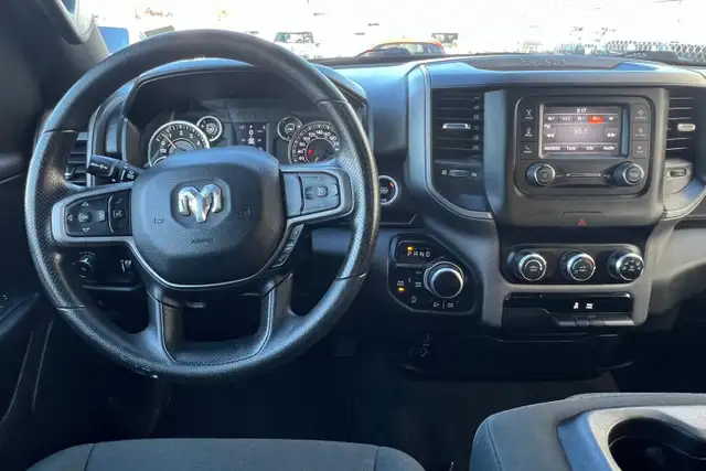 2022 Ram 1500 Tradesman 4x4 Quad Cab 6'4' Box - Photo 17