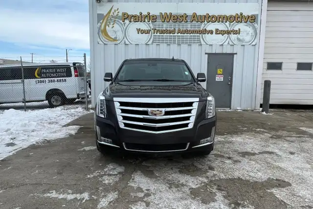 2015 Cadillac Escalade 4WD 4dr Luxury - Photo 2