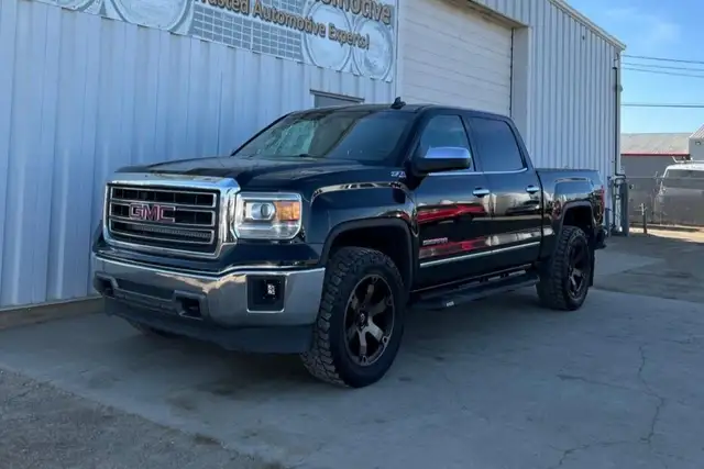 2015 GMC Sierra 1500 4WD Crew Cab 143.5' SLT - Photo 9