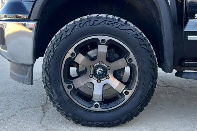 2015 GMC Sierra 1500 4WD Crew Cab 143.5' SLT - Photo 10