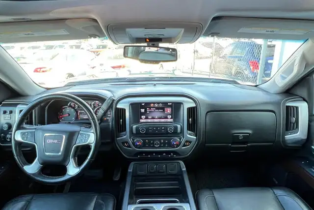 2015 GMC Sierra 1500 4WD Crew Cab 143.5' SLT - Photo 16
