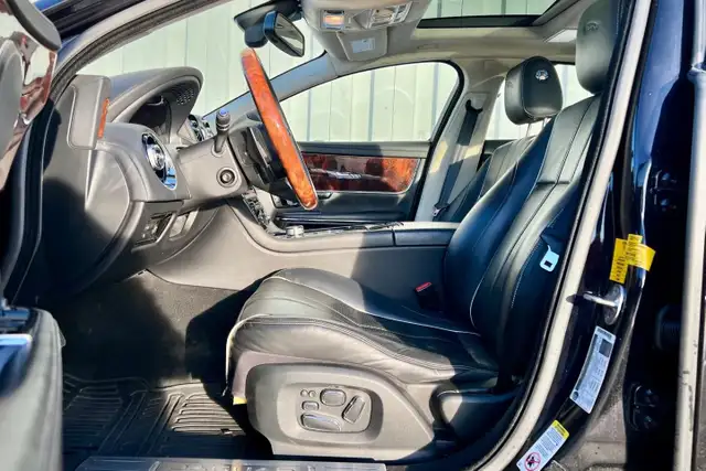 2014 Jaguar XJ 4dr Sdn XJL Portfolio AWD - Photo 10