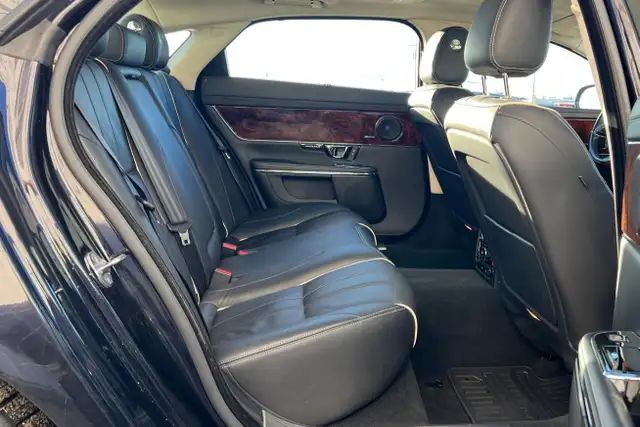 2014 Jaguar XJ 4dr Sdn XJL Portfolio AWD - Photo 13
