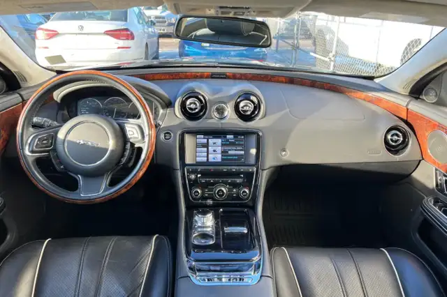 2014 Jaguar XJ 4dr Sdn XJL Portfolio AWD - Photo 16