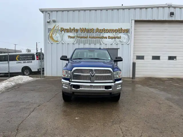 2018 Ram 2500 SLT 4x4 Crew Cab 6'4' Box - Photo 2