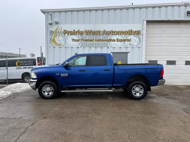 2018 Ram 2500 SLT 4x4 Crew Cab 6'4' Box - Photo 8
