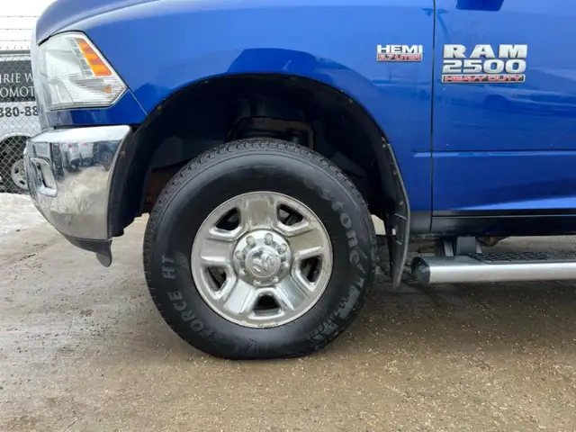 2018 Ram 2500 SLT 4x4 Crew Cab 6'4' Box - Photo 10