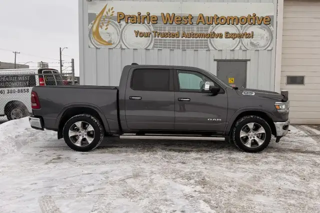 2019 Ram 1500 Laramie 4x4 Crew Cab 5'7' Box - Photo 4