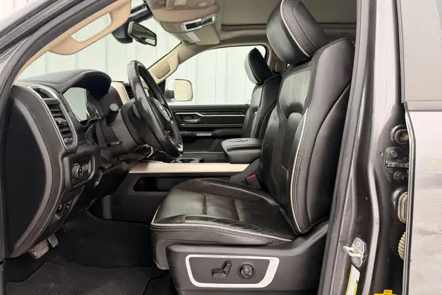 2019 Ram 1500 Laramie 4x4 Crew Cab 5'7' Box - Photo 11