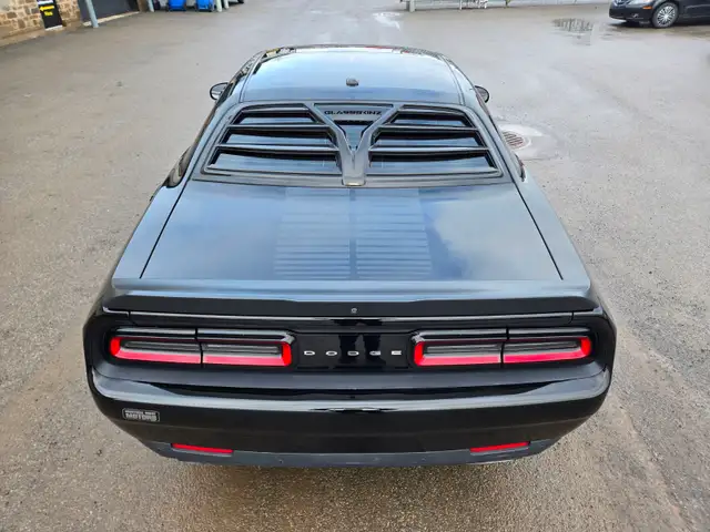 2016 Dodge Challenger R/T / HEMI / FULL LOAD 375HP - Photo 7