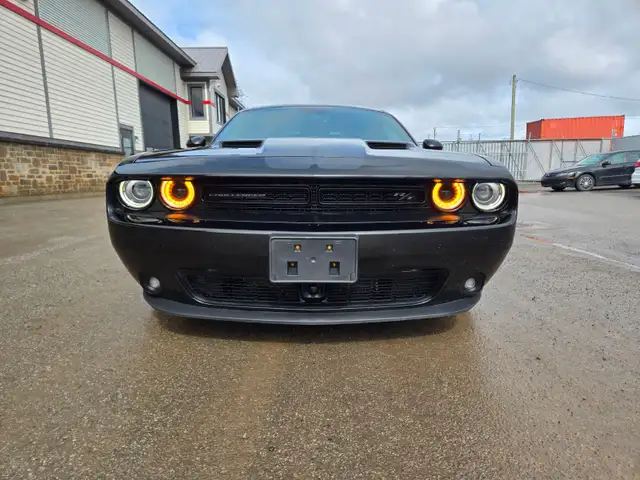 2016 Dodge Challenger R/T / HEMI / FULL LOAD 375HP - Photo 14