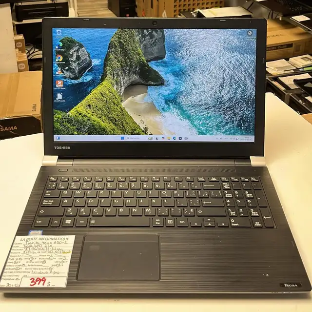 Toshiba A50-E i7-8650u 16Go DDR4 SSD NEUF 512Go M.2 15,6po HDMI