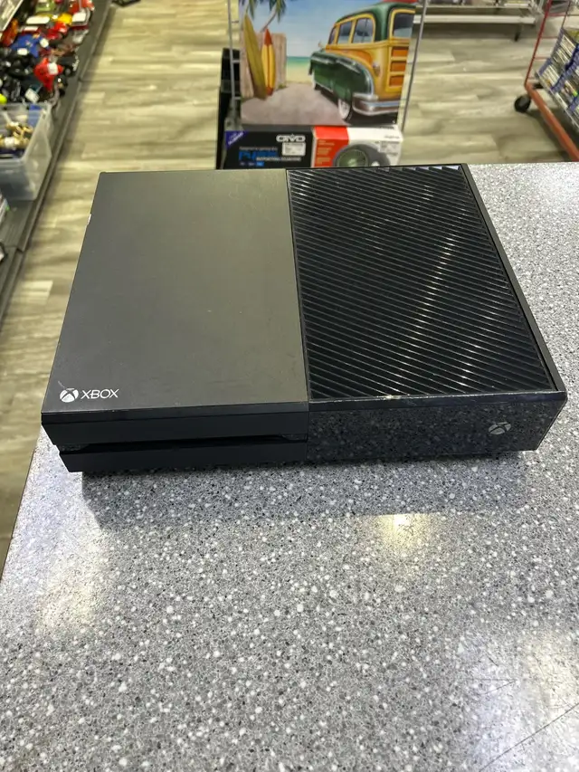 Xbox One First Gen 500GB - Photo 3