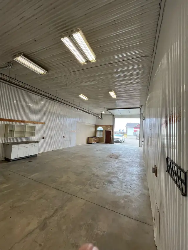 Shop for Lease in Stont Plain - Yard Space Available