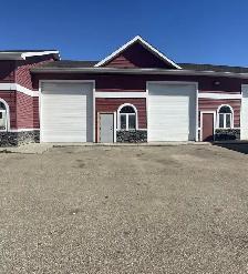 Shop for Lease in Stont Plain - Yard Space Available - Photo 3