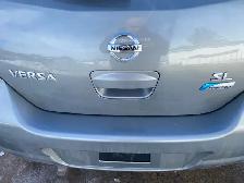 2012  NISSAN VERSA SL HATCHBACK - Photo 9