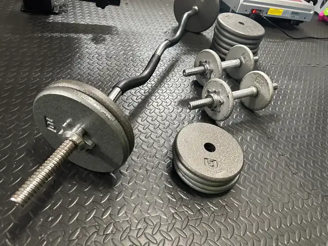 Curl bar and dumbbells set