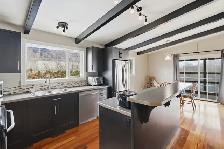 BEAUTIFUL HOME IN VALLEYVIEW WITH PANORAMIC MOUNTAIN VIEWS! - Photo 5